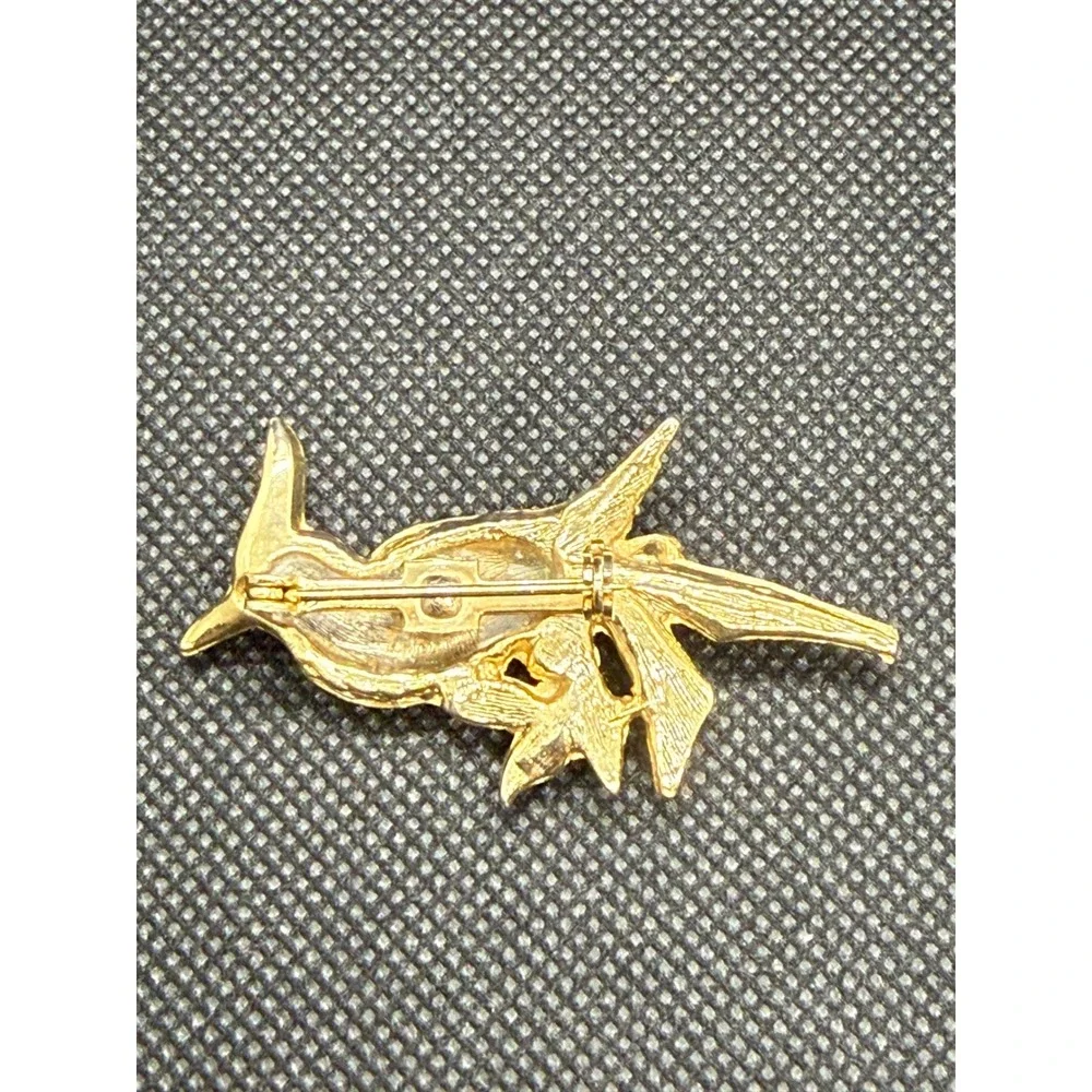 Unbranded vintage gold